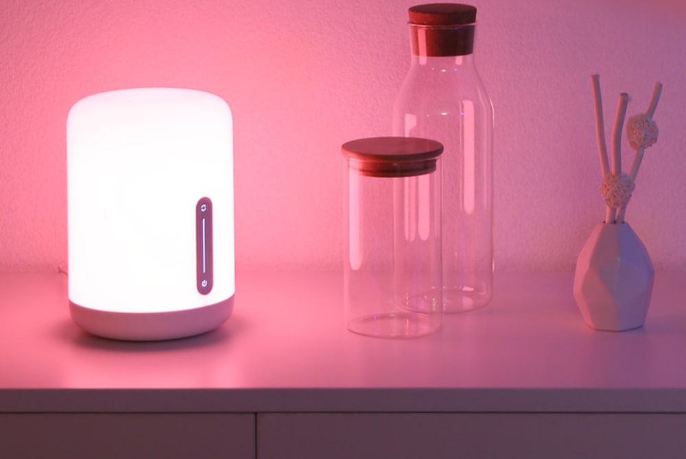 Lámpara Inteligente Xiaomi Mi Bedside Lamp 2 Alexa — AMV Store